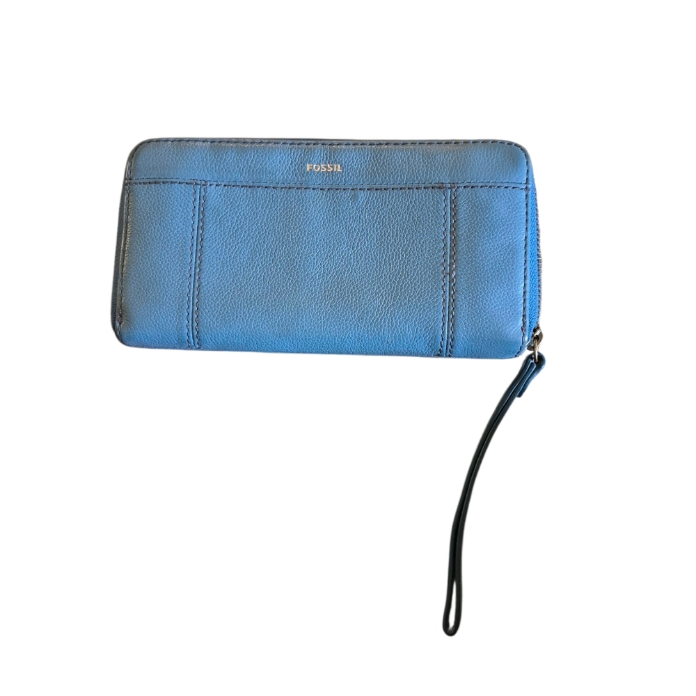 Fossil Sky Blue Wristlet Clutch